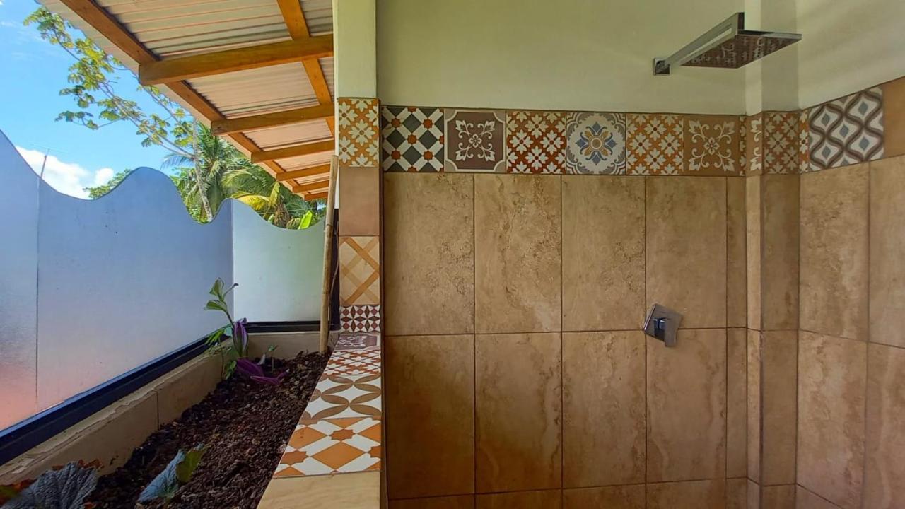 Hotel Pura Natura Beachfront Tortuguero Exterior photo